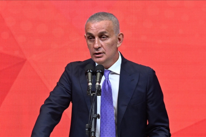 TFF Başkanı Hacıosmanoğlu, profesyonel liglerde görev alan 571 hakemden 152'sinin bahis oynadığını açıkladı