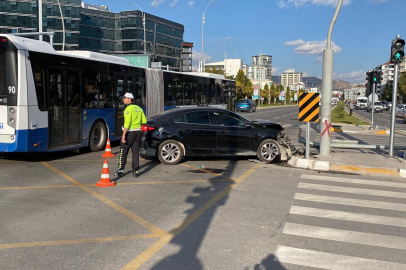 Zincirleme trafik kazası: 4 yaralı