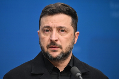 Zelenskiy, F-16, Gripen ve Rafale gibi 250 savaş uçağı almayı planladıklarını belirtti