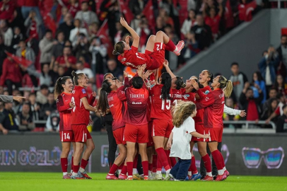 A Milli Kadın Futbol Takımı B Ligi'nde kalmaya hak kazandı