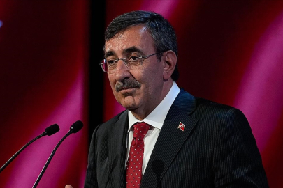 Cumhurbaşkanı Yardımcısı Yılmaz: Yıllıklandırılmış ihracat değerimiz yeni bir rekora ulaşmıştır