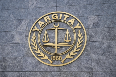 Yargıtay, daire girişine kamera yerleştirip kayıt alan apartman yöneticisine verilen cezayı onadı