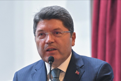 Adalet Bakanı Tunç: Önümüzdeki yıldan itibaren ilk 100 binde yer alanlar hukuk fakültelerine girebilecek