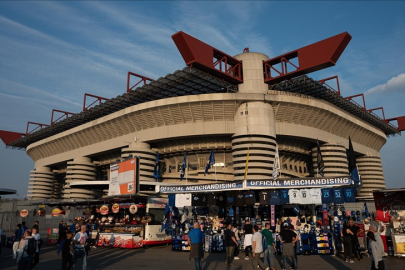 Milan ve Inter kulüpleri, San Siro Stadı'nı satın aldı
