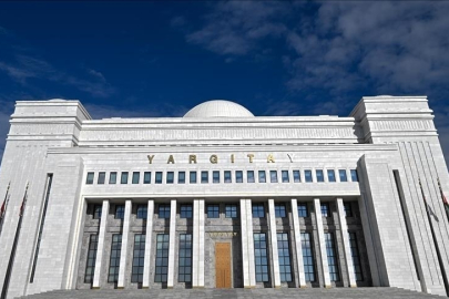 Komşusunun balkonuna halı silkeleyen sanığa "huzuru bozma" cezası