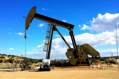 İran'ın petrol ihracatı günlük 2 milyon 230 bin varile ulaştı