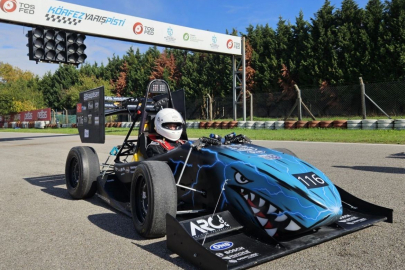 Uludağ Üniversitesi, ilk elektrikli formula aracını OTTOSEM Zirvesi'nde tanıtacak