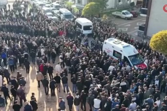 Bursalı şehit binbaşıyı binlerce kişi uğurladı