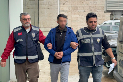 Kız kardeşinin boğazına bıçak dayadığı iddia edilen kasap tutuklandı