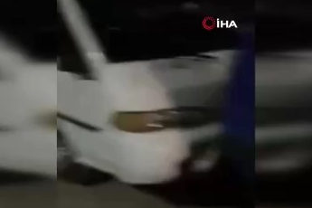 Bursa’da motosiklet sürücüsü 3 araca çarpıp yaralandı