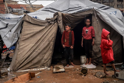 Gazze'deki hükümet: On binlerce çadır sular altında kaldı, 288 bin aile felaketi yaşıyor