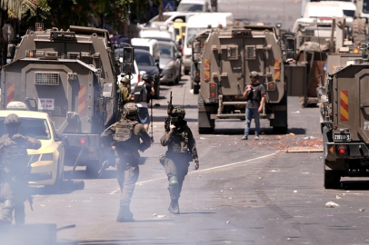 İsrail, Batı Şeria'da son iki yılda 1630 çocuğu gözaltına aldı