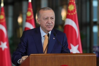 Cumhurbaşkanı Erdoğan: Türkiye Cumhuriyeti, milli saraylarımızı da titizlikle korumaktadır