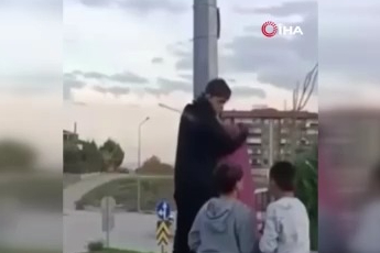 Bursa'da çocukların bayrak hassasiyeti duygulandırdı