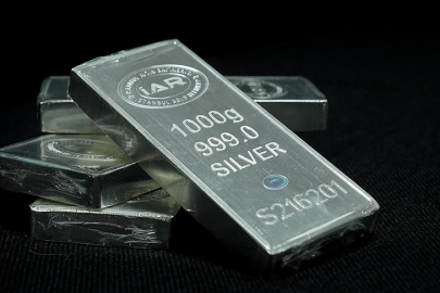 Gümüşte rekor 56 doların üzerine çıktı