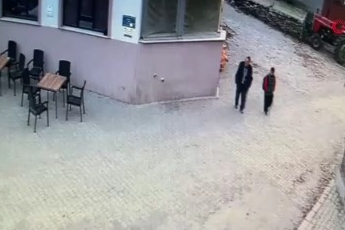 Alzheimer hastası yaşlı adamı arama çalışmaları devam ediyor