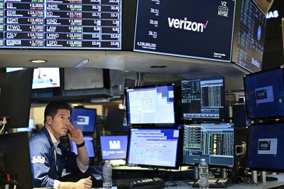 Küresel piyasalar haftaya karışık seyirle başladı