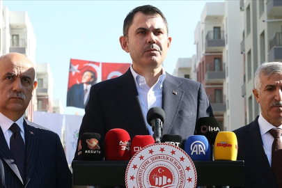 Bakan Kurum: Depremden etkilenen 11 ilde artık son tuğlalar konuluyor