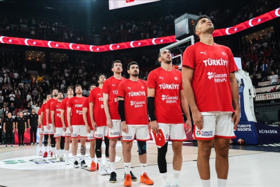 A Milli Erkek Basketbol Takımı, dünya sıralamasında 11. sıraya yükseldi