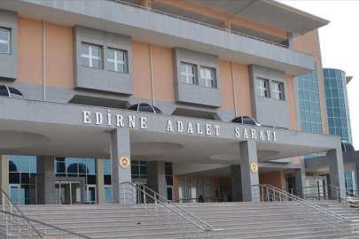 Edirne merkezli FETÖ'nün "güncel öğrenci yapılanması" operasyonunda adliyeye sevkler sürüyor
