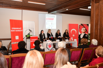 Cumhuriyetin Eğitimci İlk Kadın Milletvekilleri Osmangazi’de Konuşuldu