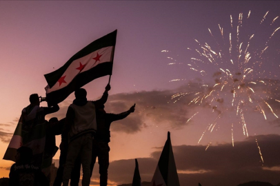 Katil Baas rejiminin çökmesinin üzerinden 1 yıl geçti