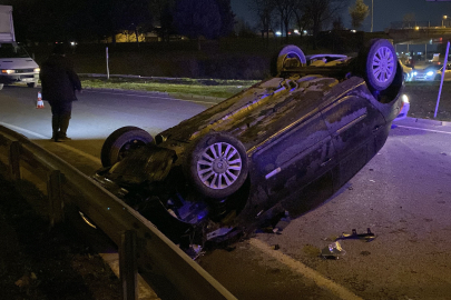 Kontrolden çıkan otomobil takla attı