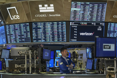 Küresel piyasalarda Fed'e ilişkin "şahin" faiz indirimi endişeleri devam ediyor