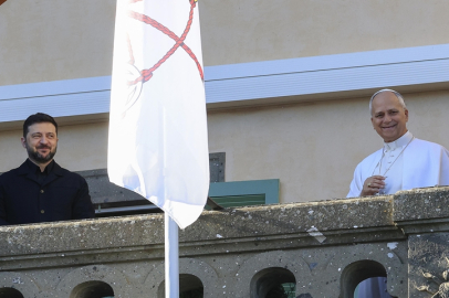 Papa 14. Leo, Vatikan'ın Rusya-Ukrayna müzakerelerine ev sahipliğine hazır olduğunu yineledi