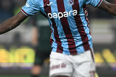 Trabzonspor, şort arkası sponsorluğu için Sarıyer Kola ile anlaştı