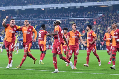 Lider Galatasaray, Süper Lig'de yarın Antalyaspor ile deplasmanda karşılaşacak