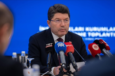 Adalet Bakanı Tunç: Yasa dışı bahis ve kumar suçlarına ilişkin cezaların artırılması için çalışma başlatıldı