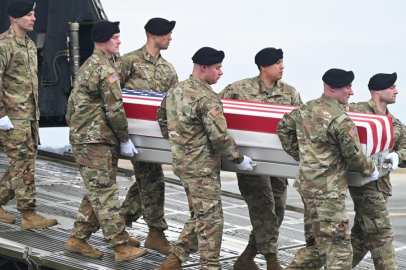 ABD ordusu: Suriye'de DEAŞ militanının saldırısında 2 ABD askeri ve 1 ABD vatandaşı öldü