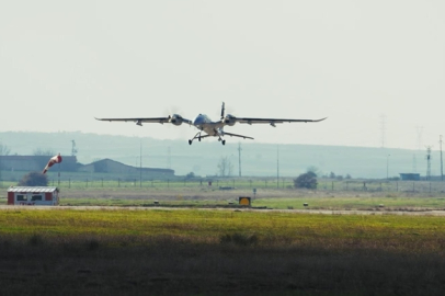 Bayraktar AKINCI'dan fırlatılan TÜBİTAK SAGE'nin milli mühimmatları hedefi tam isabetle vurdu
