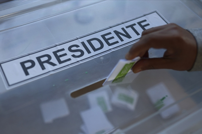 Şili'de halk, devlet başkanı seçiminin ikinci turu için sandık başında