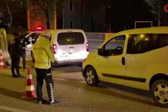 Bursa'da sıkı denetim! Aranan şahıslar yakalandı