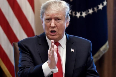 Trump, Suriye'deki DEAŞ unsurlarını hedef alan bir askeri operasyon başlattıklarını duyurdu