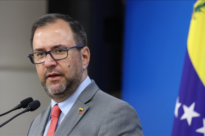 Venezuela: İran'dan her alanda işbirliği teklif aldık