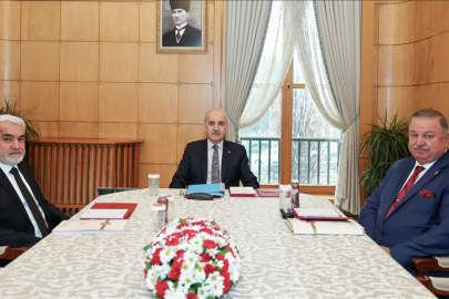 BMM Başkanı Kurtulmuş, HÜDA PAR Genel Başkanı Yapıcıoğlu ve Yeniden Refah Partili Bekin'i kabul etti