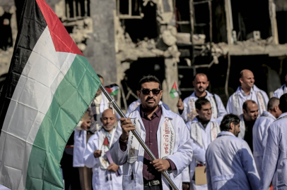 Gazze'de yıkımın içinde 168 doktor uzmanlık sertifikasını aldı