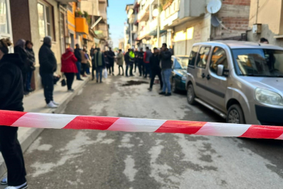 Boşanma aşamasındaki eşini sokak ortasında öldürdü