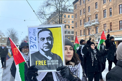 İsveç'te ABD'nin Venezuela'ya, İsrail'in Gazze'ye saldırıları protesto edildi