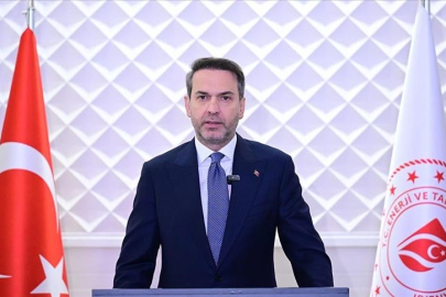 Bakan Bayraktar, Azerbaycan ile 33 milyar metreküplük gaz anlaşması yaptıklarını duyurdu