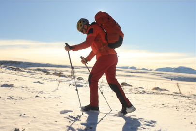 Dağcılık tutkunu sporcu, son 3 yıldır dünyada zirveye en çok tırmanan dağcı oldu