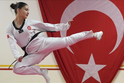 Tekvandoda Avrupa'da zirveye çıkan Elif'in hedefi başarısını sürdürmek