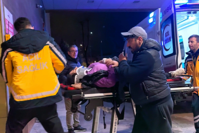 Bursa'da halk minibüsü anne ve kızına çarptı: 2 yaralı