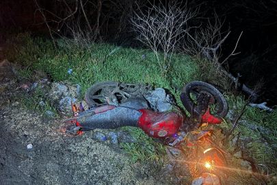 Motosikletten düşen genç ağır yaralandı