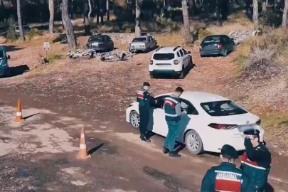 Göçmen kaçakçılığı organizatörlerine yönelik operasyonlarda 50 şüpheli tutuklandı