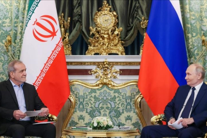 Rusya Devlet Başkanı Putin, İran Cumhurbaşkanı Pezeşkiyan ile bölgedeki gerginliği görüştü