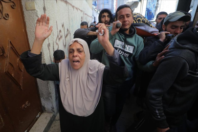 İsrail, ateşkese rağmen Gazze’ye yönelik saldırılarını sürdürüyor